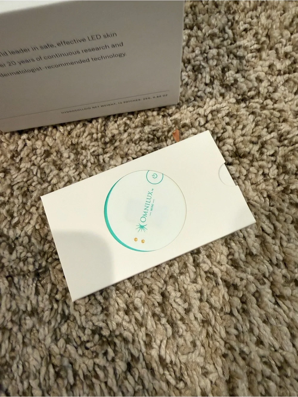 Omnilux Mini Blemish Eraser Anti-Acne LED Device - White with Teal Trim